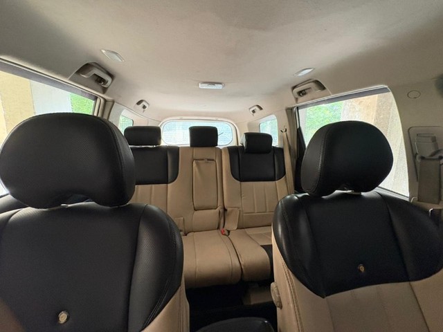 Second-hand 2017 Mahindra XUV500 R W10 FWD for sale in Jammu-3