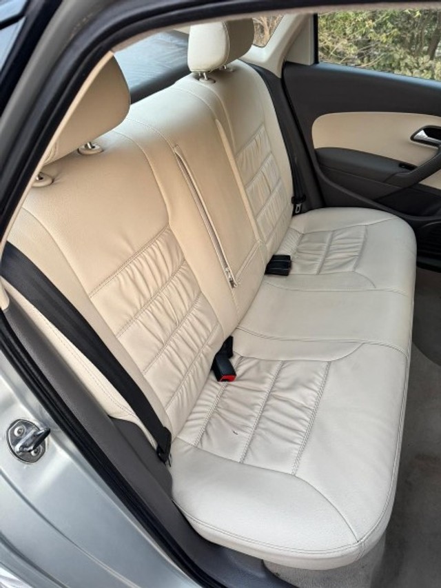 Second-hand 2011 Volkswagen Vento Petrol Breeze for sale in Chandigarh-7