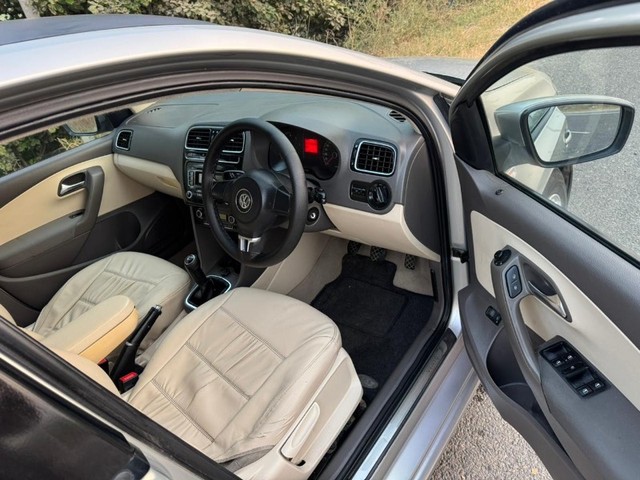 Second-hand 2011 Volkswagen Vento Petrol Breeze for sale in Chandigarh-4