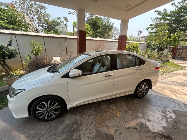 Second-hand 2019 Honda City i-VTEC CVT ZX for sale in Bilaspur-0