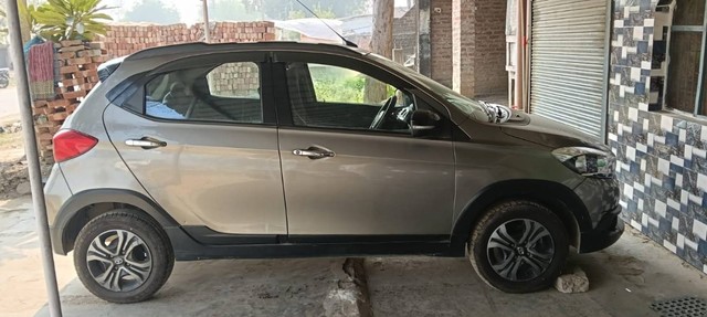 Tata Tiago 1.2 Revotron XZ Second-hand 2018 Tata Tiago 1.2 Revotron XZ for sale in Bahraich-1