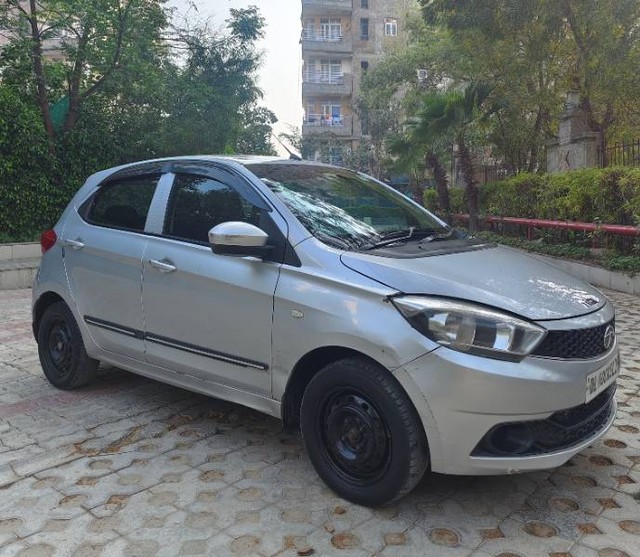 Second-hand 2018 Tata Tiago 1.2 Revotron XTA for sale in Gurgaon-3
