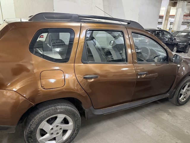 Second-hand 2014 Renault Duster 85PS Diesel RxL Optional with Nav for sale in Lucknow-3