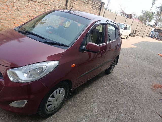 Second-hand 2015 Hyundai i10 Sportz 1.1L for sale in Sonitpur-2
