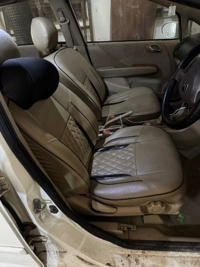 Second-hand 2008 Honda City 1.5 E MT for sale in Rajkot-5
