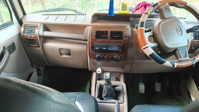 Mahindra Bolero SLX Second-hand 2015 Mahindra Bolero SLX for sale in Siwan-5