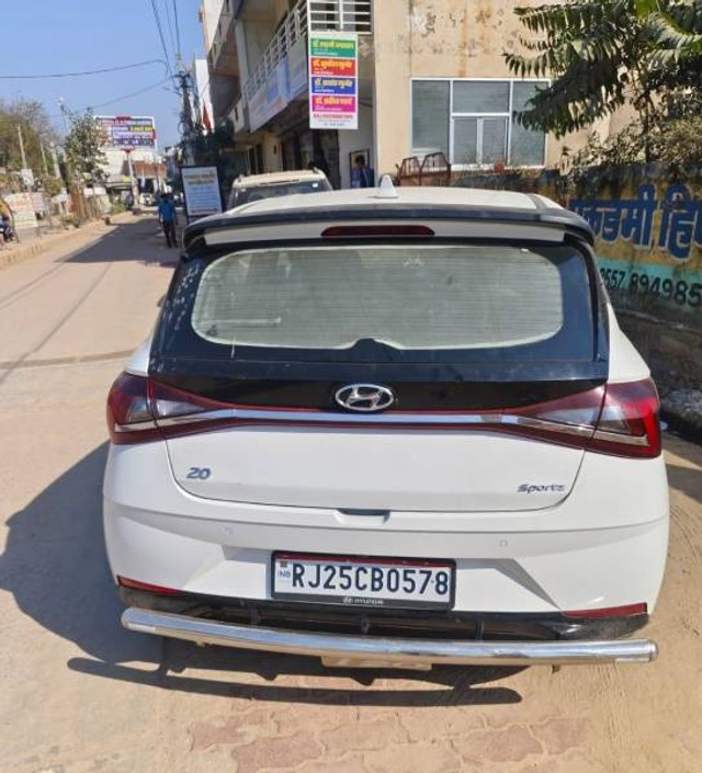Second-hand 2022 Hyundai i20 Sportz Diesel for sale in Hindaun-3