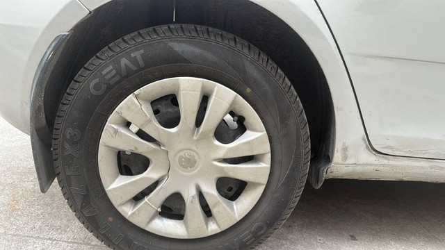 Second-hand 2010 Skoda Fabia 1.2L Diesel Classic for sale in Ranga reddy-3