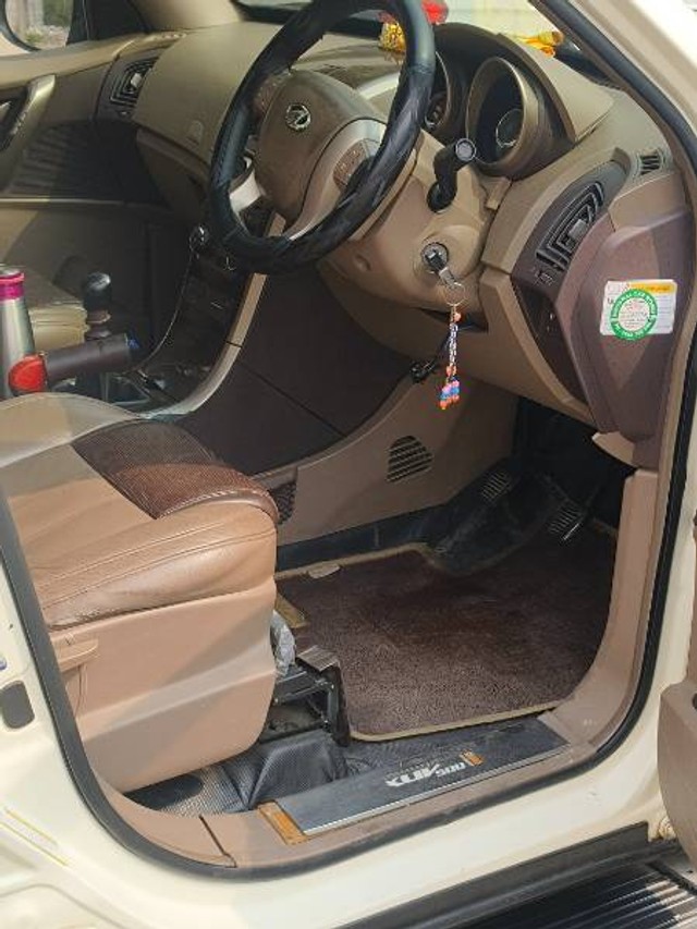 Second-hand 2014 Mahindra XUV500 W8 FWD for sale in Vijayawada-10