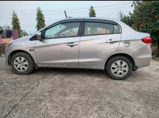 Honda Amaze S i-Vtech Second-hand 2014 Honda Amaze S i-Vtech for sale in Bargarh-1