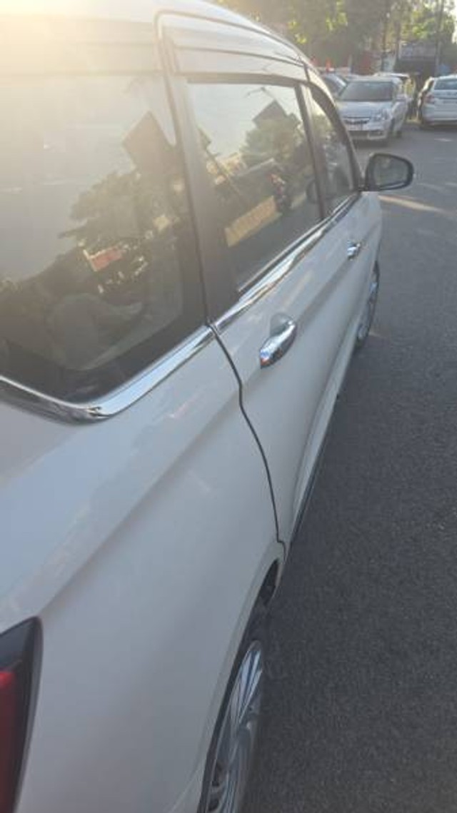 Second-hand 2022 Maruti Suzuki Ertiga VXI AT BSVI for sale in Parbhani-4