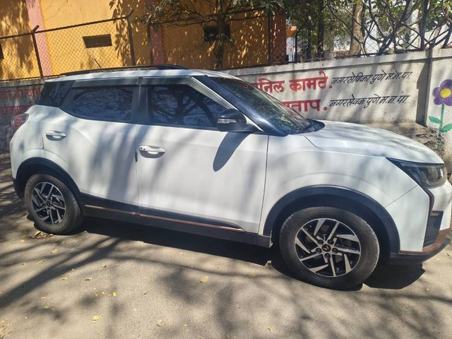 Mahindra XUV400 EV EL Fast Charger - Photo 3