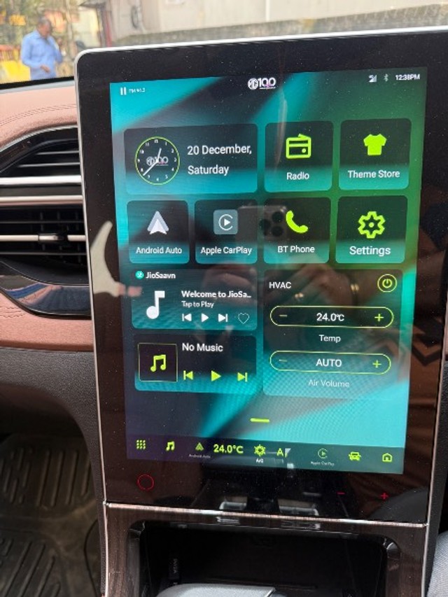 Second-hand 2023 MG Hector Plus Savvy Pro CVT 7 Str 2023-2025 for sale in North 24 Parganas-4