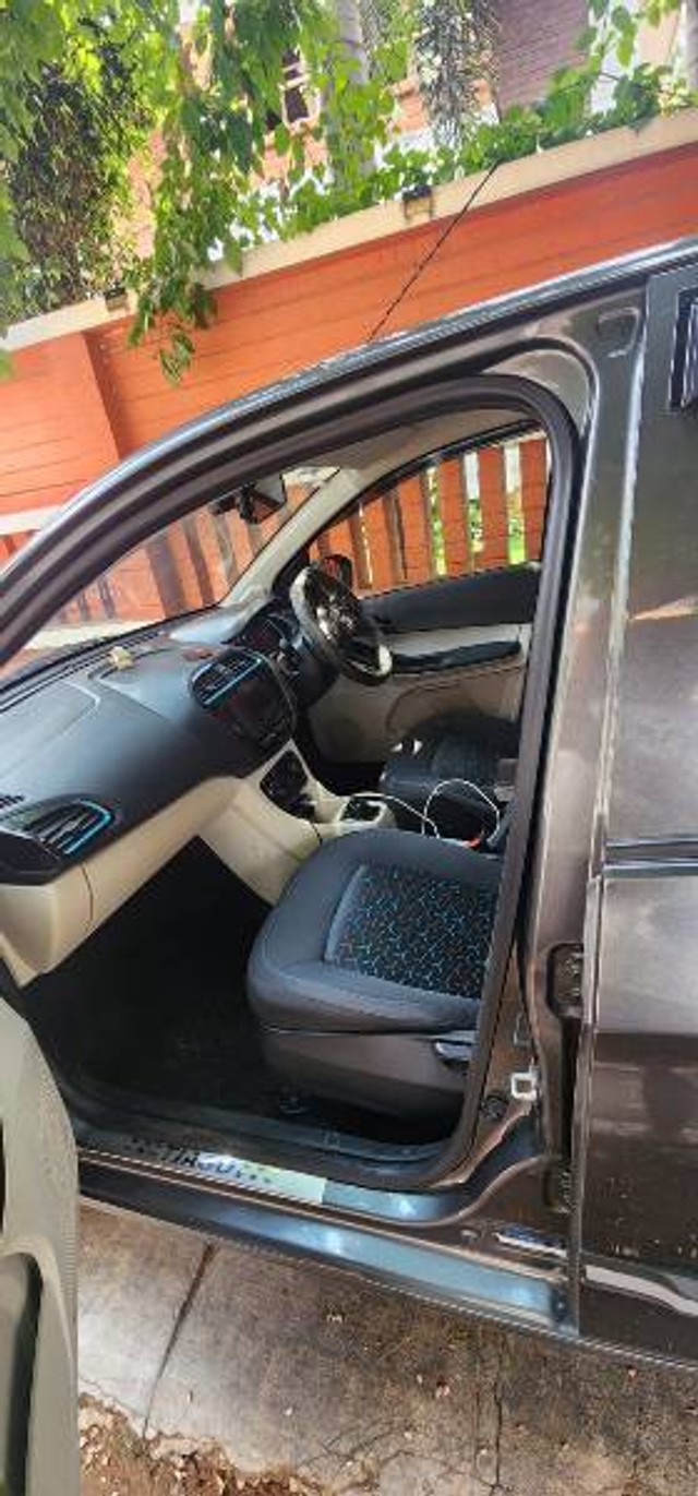Tata Tiago EV XT LR - Photo 7