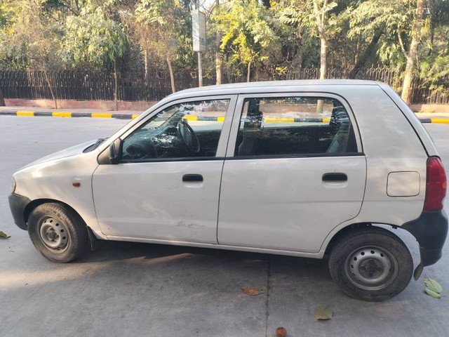 Second-hand 2011 Maruti Alto 800 LXi for sale in New Delhi-1