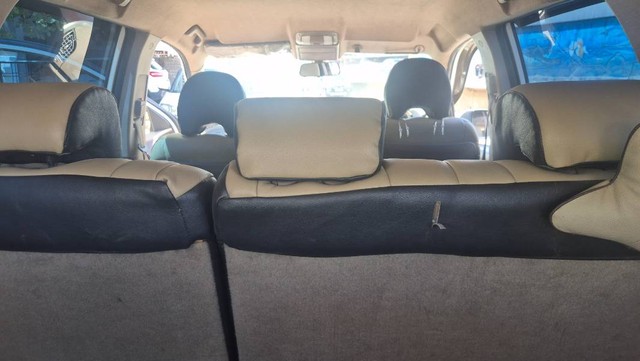 Second-hand 2014 Mahindra XUV500 W6 2WD for sale in Aurangabad-3