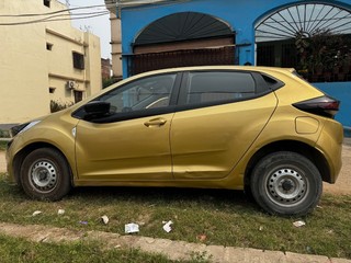 4 Used Tata Altroz in Patna