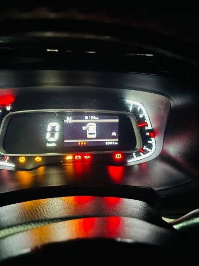 Second-hand 2023 Kia Sonet HTX Turbo iMT BSVI for sale in Darjeeling-5