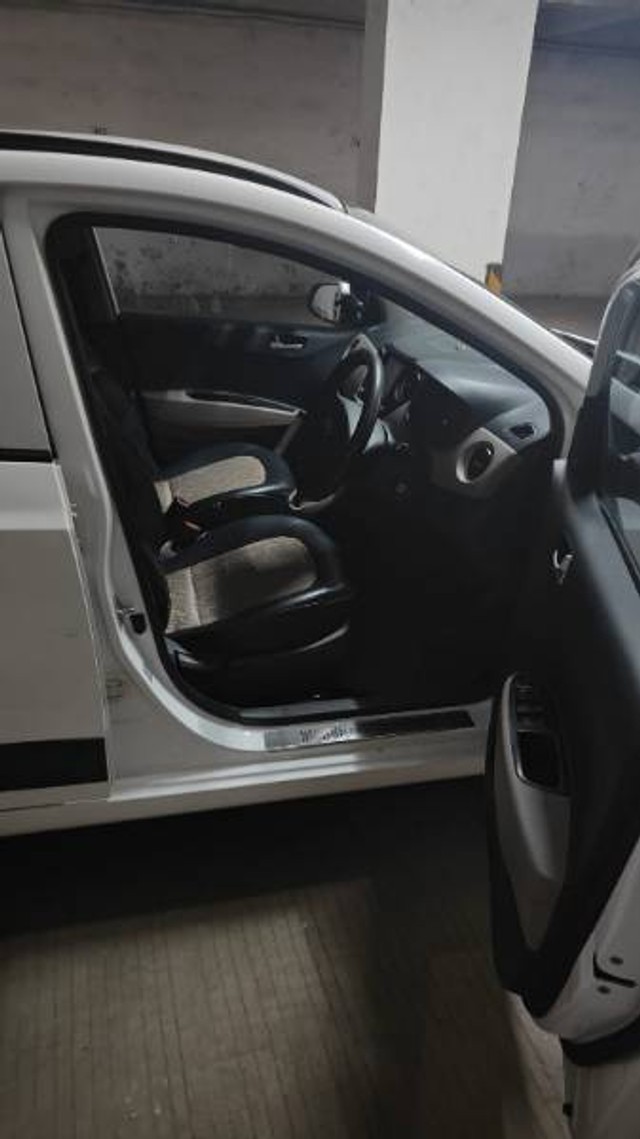 Hyundai Grand i10 1.2 Kappa Magna CNG BSIV Second-hand 2019 Hyundai Grand i10 1.2 Kappa Magna CNG BSIV for sale in Ahmedabad-1