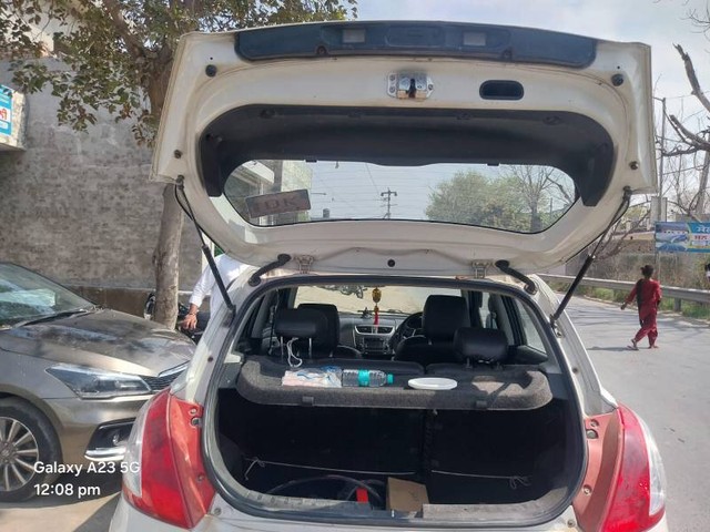 Second-hand 2015 Maruti Suzuki Swift ZXI BSIV for sale in Sri Muktsar Sahib-3