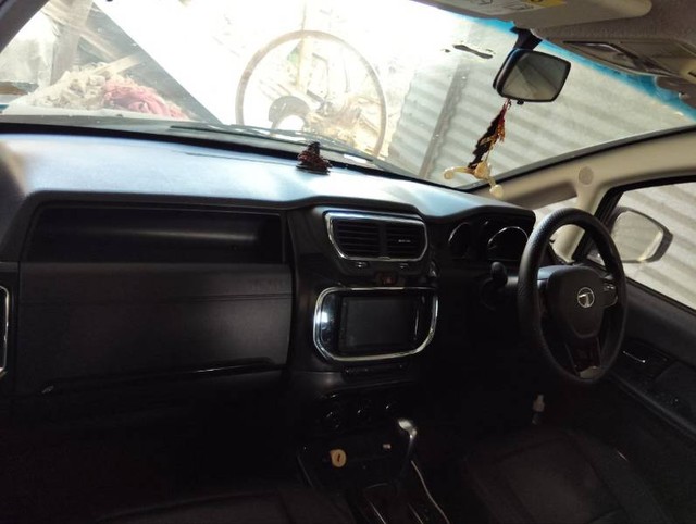 Second-hand 2019 Tata Hexa XMA for sale in Jammu-4