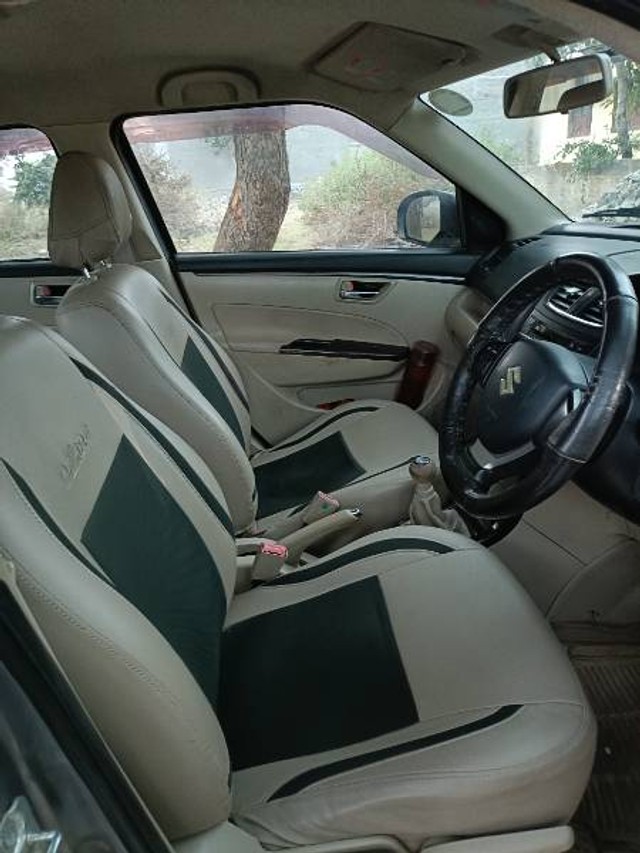 Second-hand 2013 Maruti Suzuki Swift Dzire ZXI for sale in Bhusawal-2