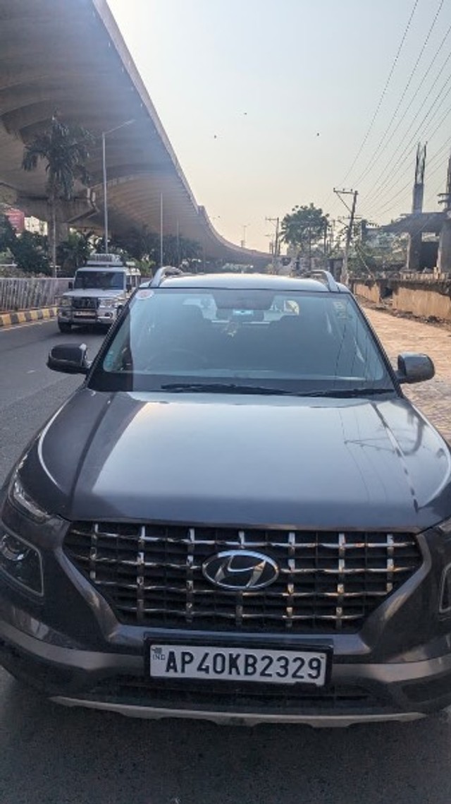 Second-hand 2019 Hyundai Venue SX Plus Turbo DCT BSIV for sale in Vijayawada-0