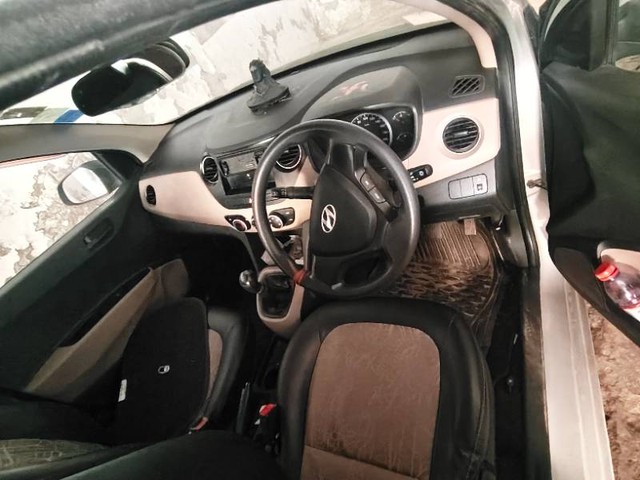 Second-hand 2013 Hyundai Grand i10 Magna for sale in Agra-5
