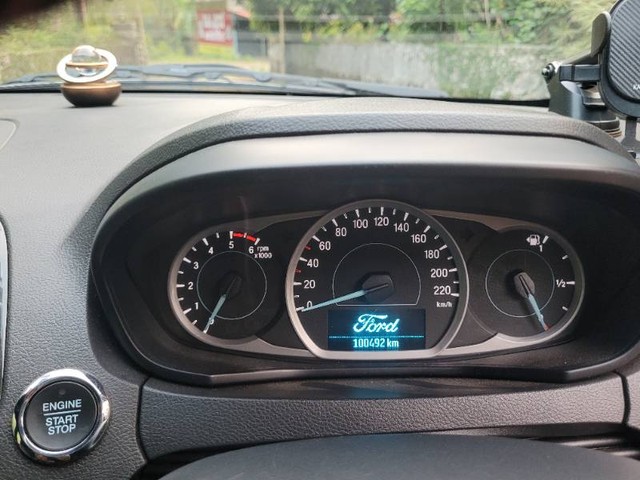 Second-hand 2020 Ford Freestyle Titanium Diesel for sale in Idukki-5