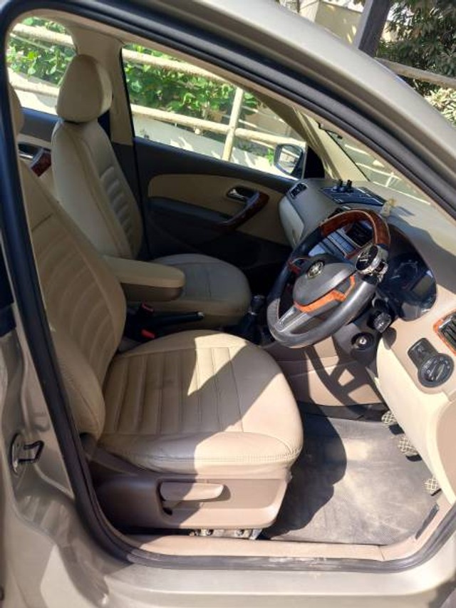 Second-hand 2014 Skoda Rapid 1.6 MPI Ambition Plus for sale in Navi Mumbai-2