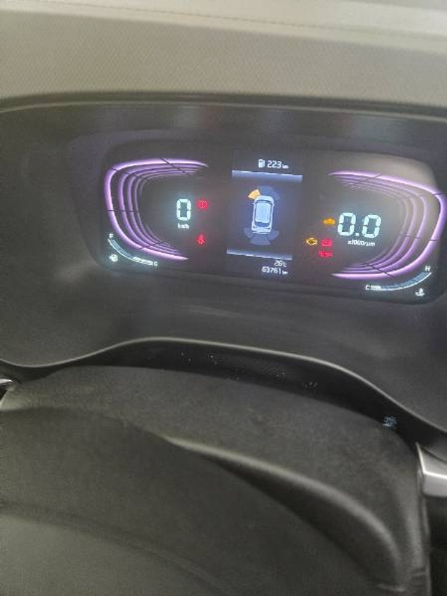 Second-hand 2023 Kia Carens Prestige BSVI for sale in Gurgaon-5