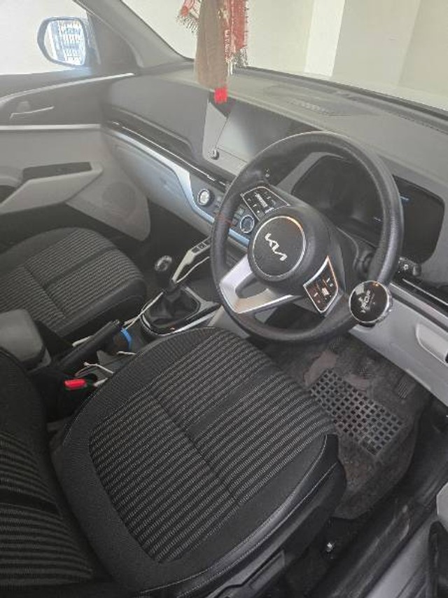 Second-hand 2023 Kia Carens Prestige BSVI for sale in Gurgaon-2