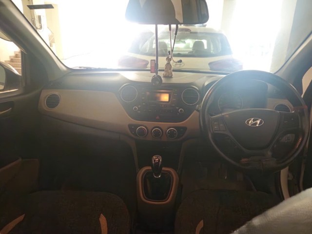 Second-hand 2015 Hyundai Grand i10 CRDi Sportz for sale in Sangrur-5