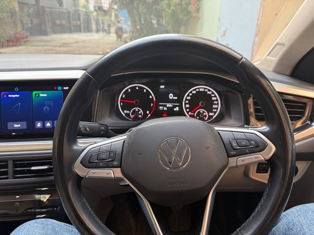 Second-hand 2023 Volkswagen Virtus Highline BSVI for sale in New Delhi-5