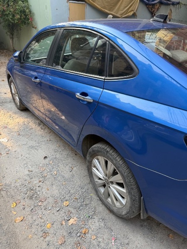 Second-hand 2023 Volkswagen Virtus Highline BSVI for sale in New Delhi-8