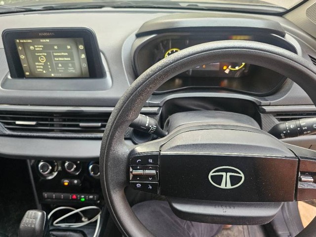 Second-hand 2025 Tata Nexon Smart Plus CNG for sale in Varanasi-3