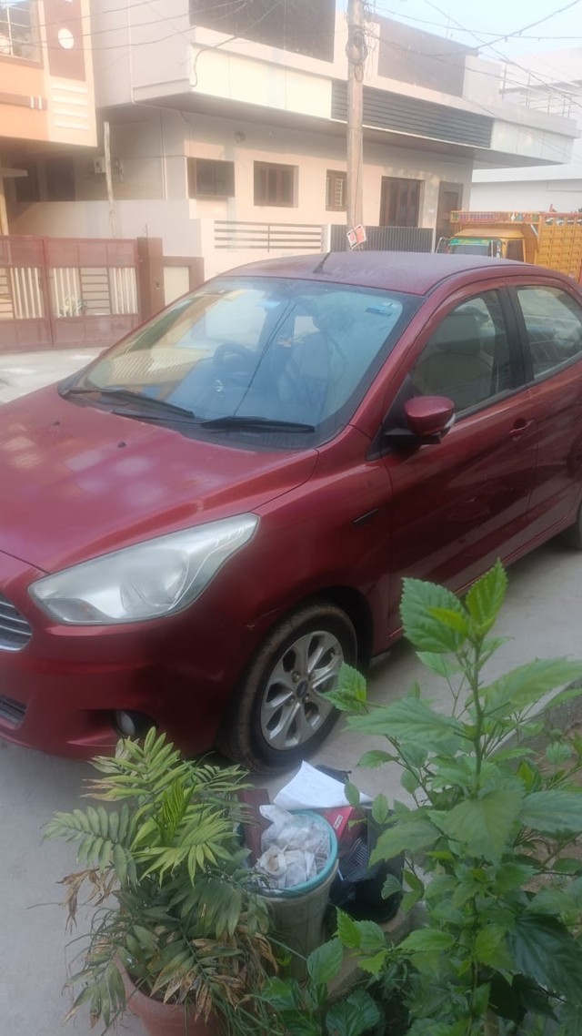 Second-hand 2017 Ford Figo 1.2P Ambiente MT for sale in Rajahmundry-2