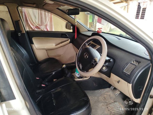 Tata Indica V2 eL Second-hand 2013 Tata Indica V2 eL for sale in Golaghat-5