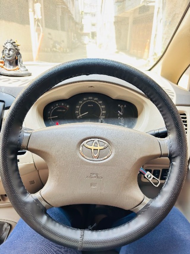 Second-hand 2008 Toyota Innova 2.5 V Diesel 8-seater for sale in Surat-10