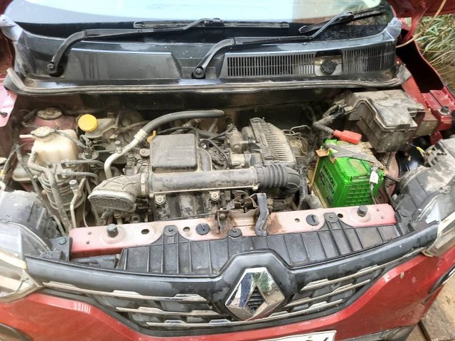 Second-hand 2019 Renault Triber RXT BSIV for sale in Bulandshahr-2