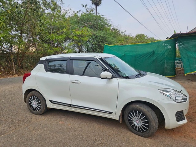 Second-hand 2018 Maruti Suzuki Swift AMT VXI for sale in Vizianagaram-2