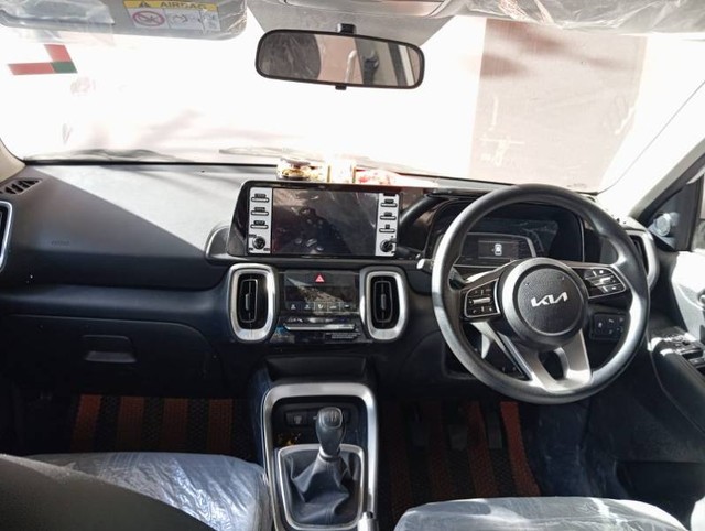 Second-hand 2025 Kia Sonet HTK (O) for sale in Bilaspur-8