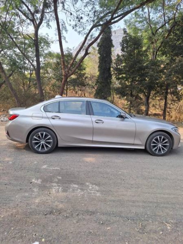 Second-hand 2022 BMW 3 Series 320d Luxury Line for sale in Nashik-1