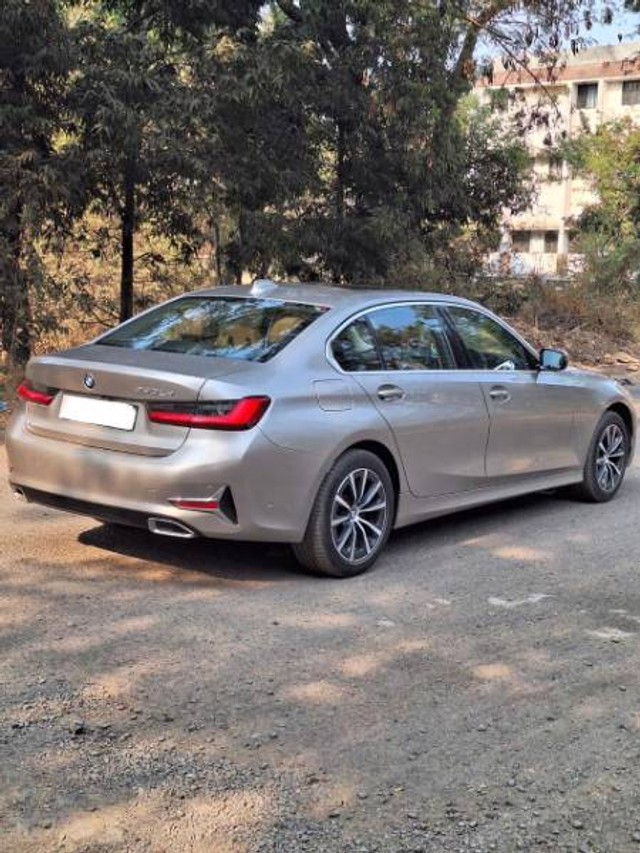 Second-hand 2022 BMW 3 Series 320d Luxury Line for sale in Nashik-8