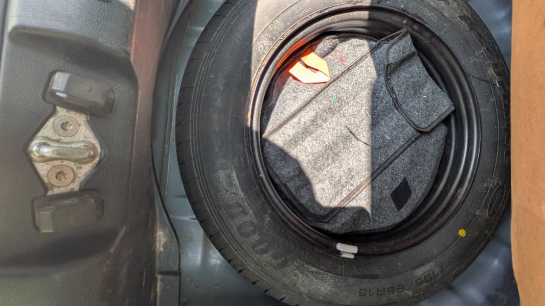 Picture of Electric Scooter Under 50000 in India - ZigWheels