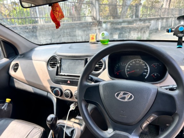 Second-hand 2017 Hyundai Grand i10 Magna for sale in Etawah-7