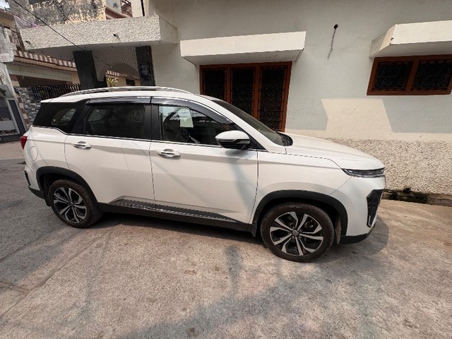 Second-hand 2025 MG Hector Select Pro CVT 2023-2025 for sale in Meerut-3