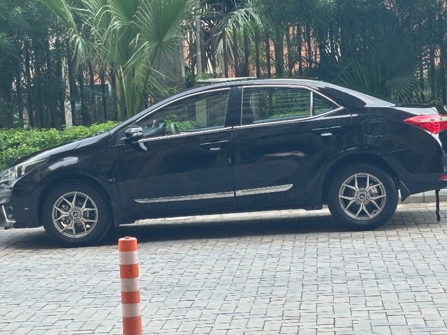 Second-hand 2014 Toyota Corolla Altis D-4D G for sale in Chandigarh-1