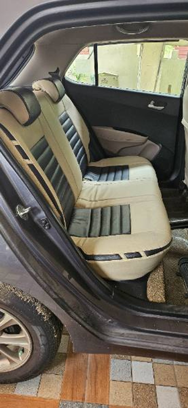 Second-hand 2015 Hyundai Grand i10 Asta Option for sale in Ranga reddy-2