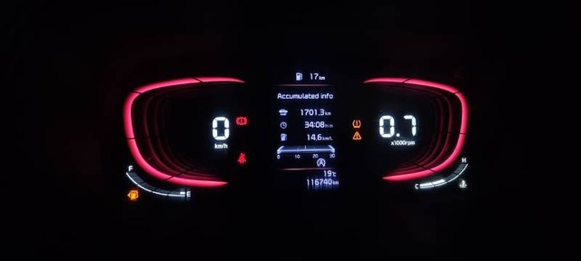 Kia Carens Premium Second-hand 2023 Kia Carens Premium for sale in Hyderabad-3